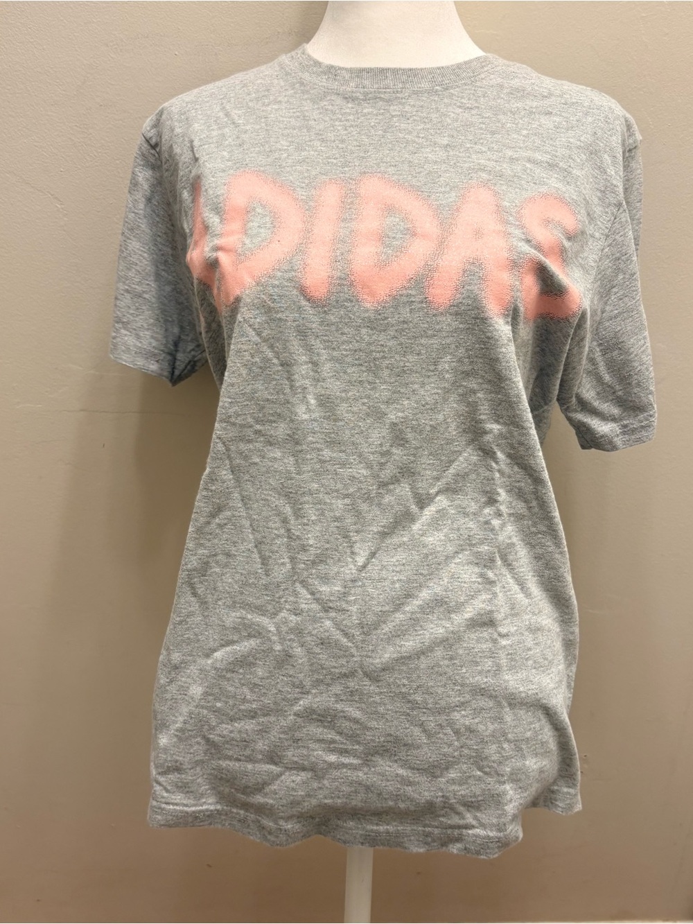 ADIDAS Spellout Logo Heather Gray Womans Short Sleeve Tshirt, Adidas Log…